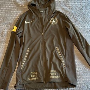 Nike Solstice running jacket, black, size medium